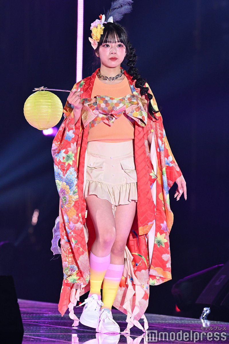 IDOL RUNWAY COLLECTION 2025💘】 CUTIE STREET増田彩乃、大胆脚見せも