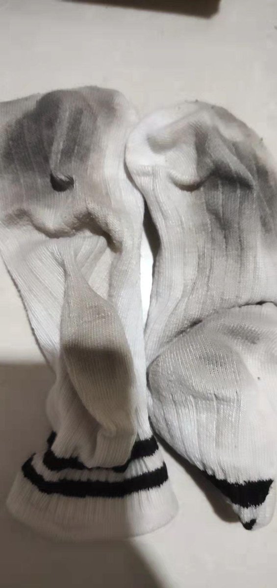 《福利抽奖》转发本帖即可参与抽奖，奖品为一双原味袜子或者内裤，包邮，中奖者联系qq2981495428#原味 #原味白袜 #男高 #白袜 #直男 #直男体育生原味袜 #高弹 #粗口 #直男体育生原味袜 #男高 #寝室 #裸出 #短裤