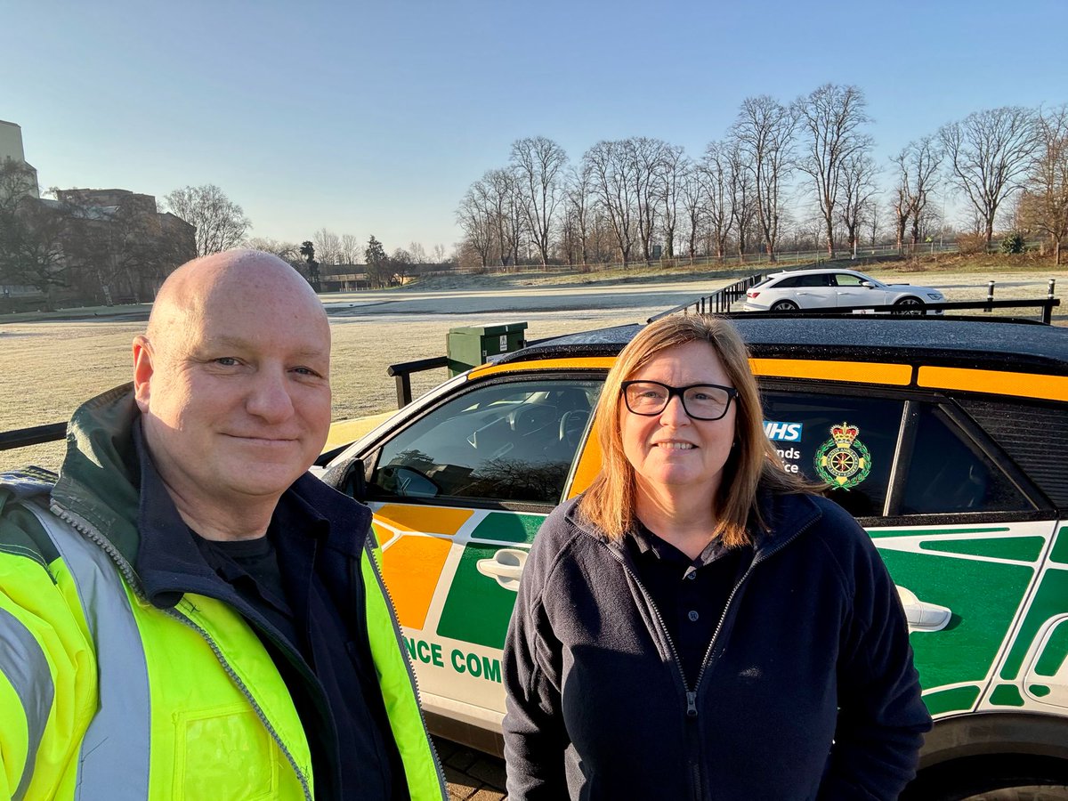 Anita and Paul are logged on this sunny Sunday morning, responding to 999 and 111 calls in the Wellingborough / Rushden /Bozeat area

Give us a wave if you see us, and stay safe! 😎