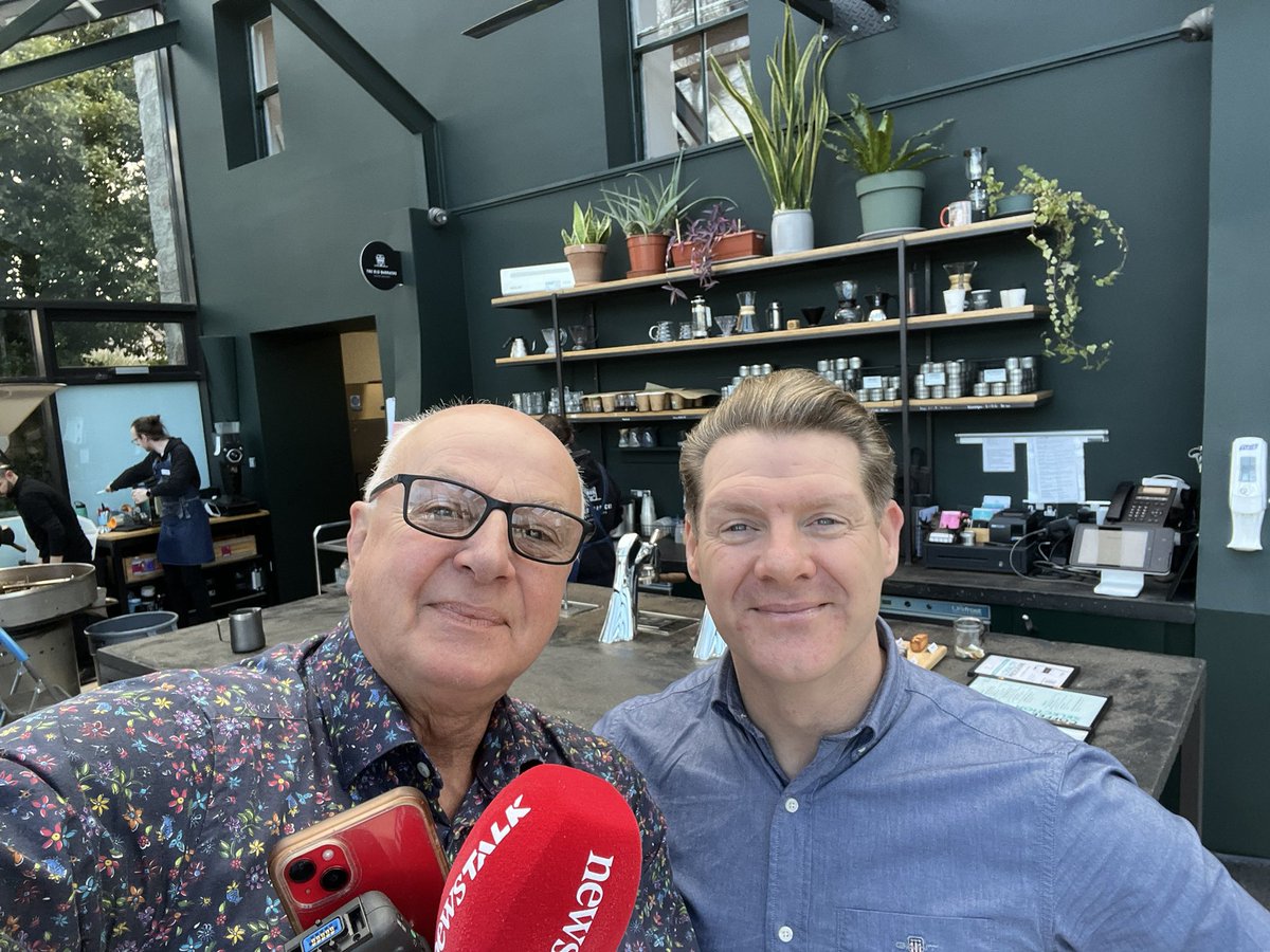 Alan Andrews (@alan_andrews_ie) on Twitter photo Finally got a chance to get down to business for <a href="/Old_Barracks/">OldBarracksRoastery</a> with one of my coffee heroes <a href="/bobbykerr/">Bobby Kerr</a> ..
You can listen back here
open.spotify.com/episode/4isSQB… Finally got a chance to get down to business for <a href="/Old_Barracks/">OldBarracksRoastery</a> with one of my coffee heroes <a href="/bobbykerr/">Bobby Kerr</a> ..
You can listen back here
open.spotify.com/episode/4isSQB…