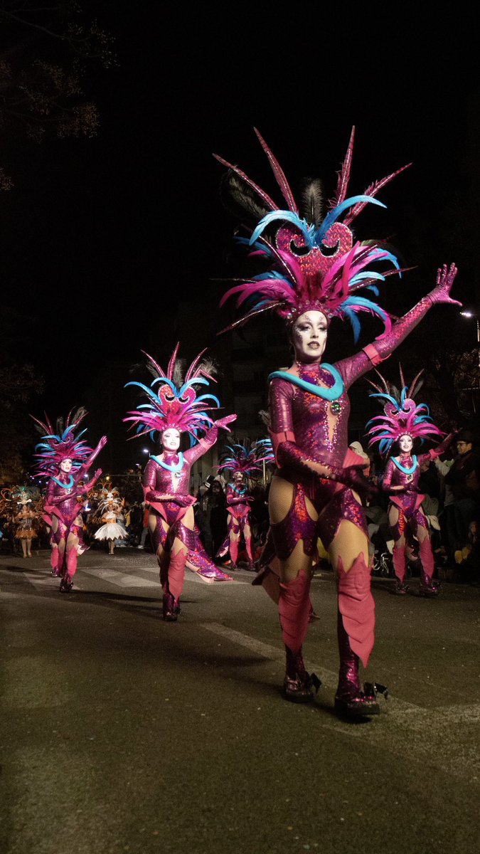 JuanjoFuster's tweet photo. Carnaval de Tarragona, Rua d'Artesania ahir dissabte, teniu més fotos al meu facebook i instagram https://t.co/copGXjtrFa