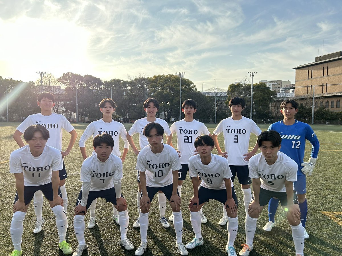 県リーグ結果
1部
東邦1-2名経大高蔵
得点者   上野

3部
東邦2nd0-1菊里

リーグ戦初戦負けてしまいましたが、重く受け止め次節チーム一丸となって戦っていきます。
熱い応援よろしくお願いします。