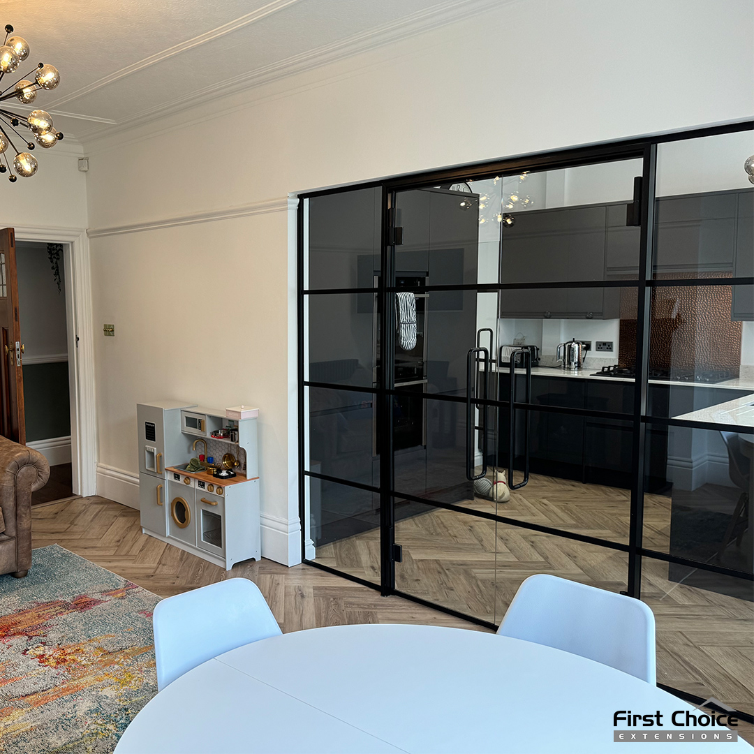 Fc_extensions's tweet image. Dreaming of a stylish and functional space for your family? Check out this stunning side extension, we bring your vision to life.  

fcextensions.co.uk to explore our services  

#HomeExtensions #SideExtension