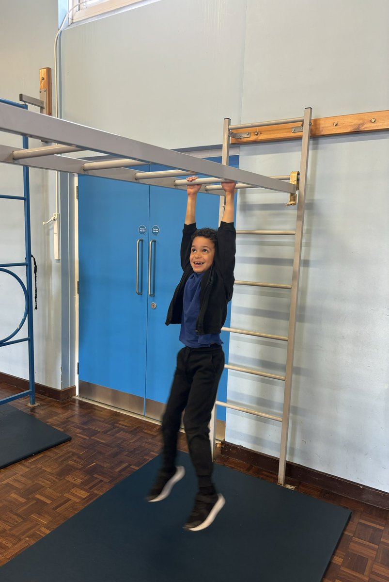 latimerprimary's tweet image. #ClassMN filled their whole star jar last week and chose the whole-class reward of the infamous gymnastics bars in the hall. The pictures say it all - they had an amazing time! Smiles all around😀 #gymnastics #Year2