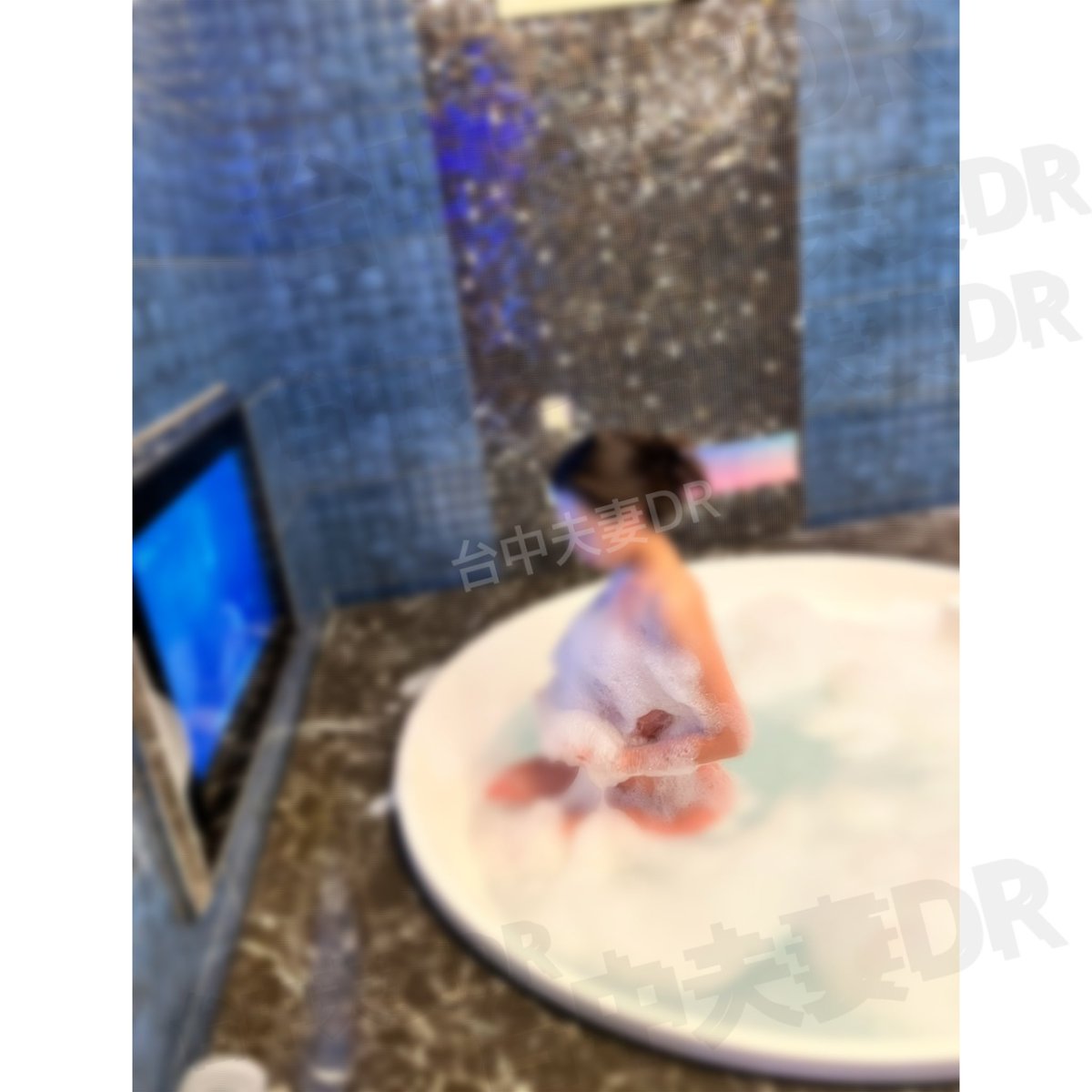 徵單男陪玩泡泡🥺
-
找～可以好配合我們時間的單男
說不定約著約著
老公會開放變成單約🫣
各取所需😝
我們看眼緣看感覺以及禮貌
自介附上照片更好❤️

#單男
#台中夫妻
#夫妻交換