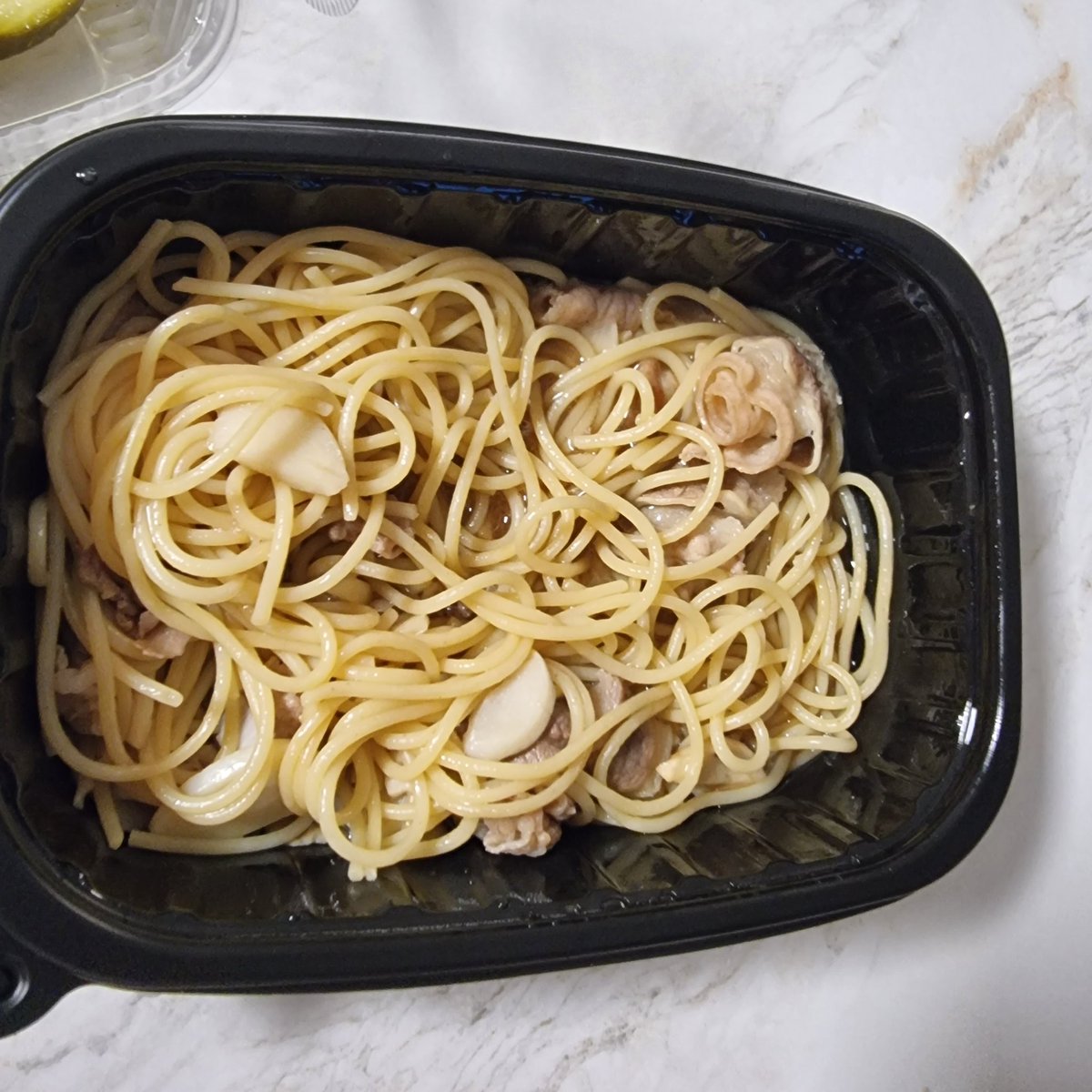 파스타와 피자의 조합은 최고!😁

따뜻한 말 한마디가 

마음도 따뜻하게 해준다😊

모두들 행복하세요~