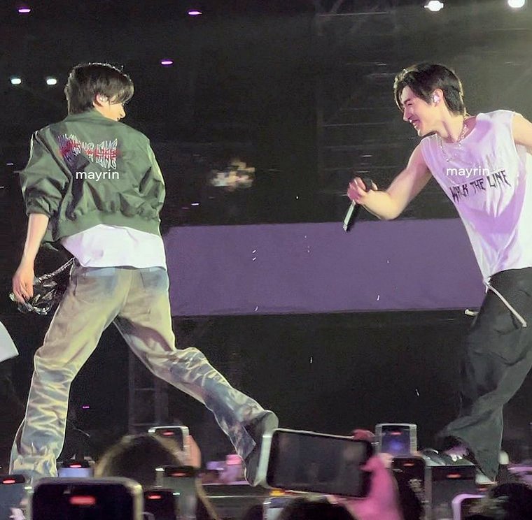 1508bishop's tweet photo. jakehoon 🥺🩷 https://t.co/ec9HFQBRoW