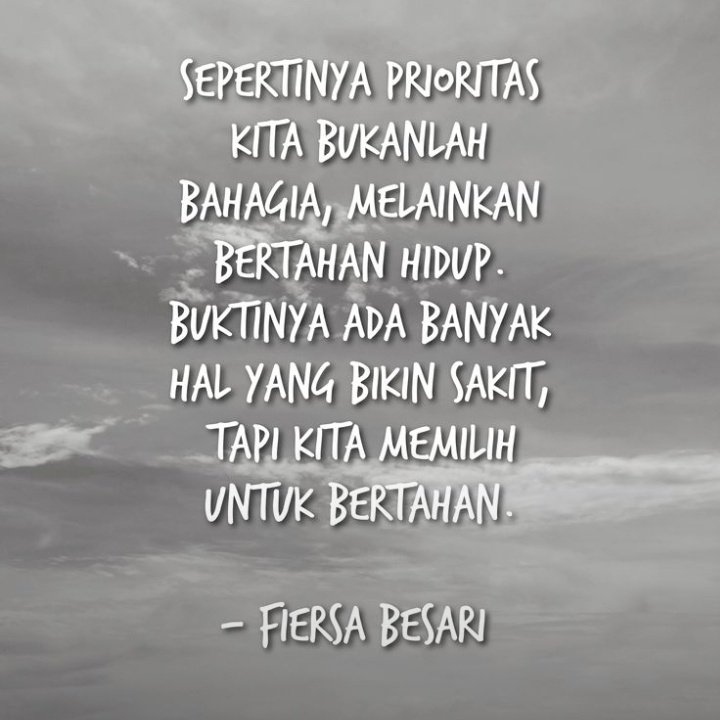 kuyangmanis_'s tweet image. Fiersa Besari harus bertahan hidup yaa 🤍
Seperti apa yg pernah kamu ungkapkan, dan menjadi quote favoritku..