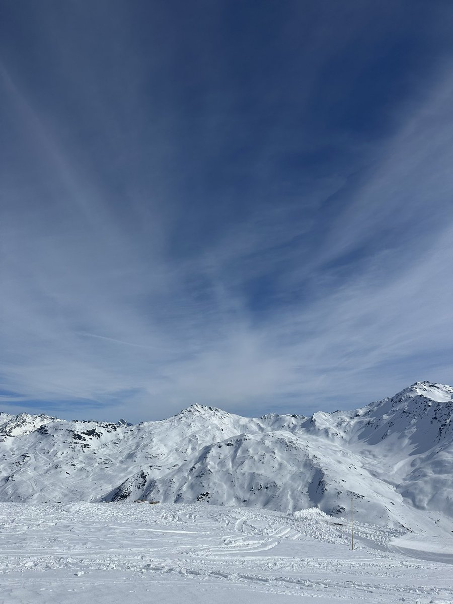Wesh les cryptos bro

Après 10 jours au ski sans aucune news crypto, faut il que j’ouvre dexscreener ?
