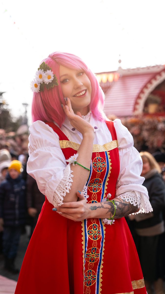 アリサ, 行きます! 🌺

#TEKKEN8 #TEKKEN  #alisatekken #alisa #alisabosconovitch #cosplay #cosplaytekken #tekkencosplay #鉄拳 #アリス