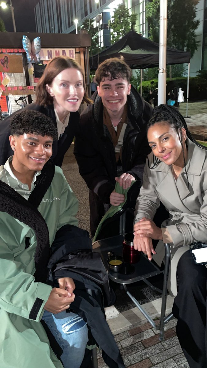 TDavidcarpenter's tweet image. SO READY FOR THE #thebay5 tonight! @ITVX @itvstudios #ITV1 it’s gonna be epic 🔥 🚨 🌊 less goooo🙌9PM!