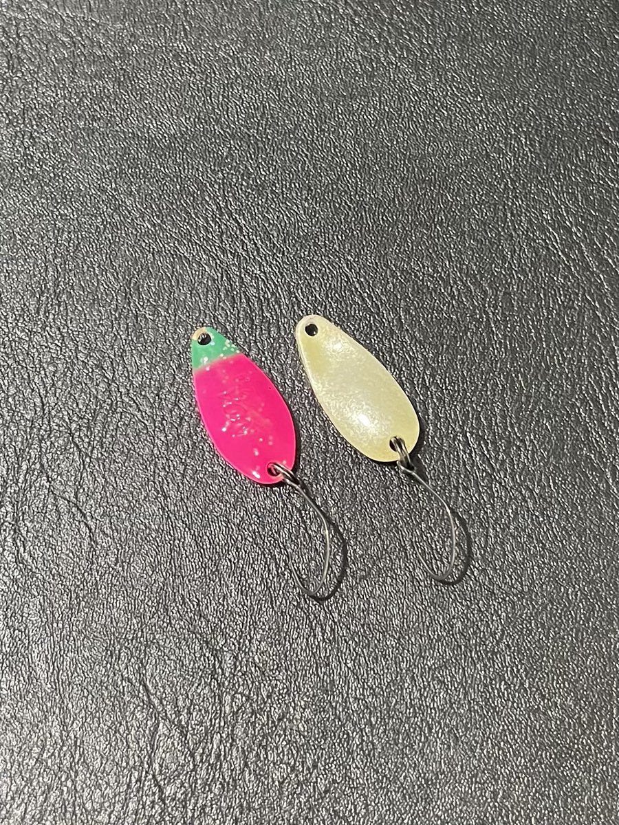 bluedestiny01's tweet photo. 2025/3/2(日) 6:16(3h) 晴れ
2キャッチ

気温が4月なみで風もなく、釣りはやりやすかった。
根掛かりしやすいとのことで注意していたけど4-5回は根掛かった。魚信のあった抹茶のペンタをロストしたのは痛い。
3月後半に臨時休業してメンテナンスするらしい。

#エリアトラウト
#TSURIBORI弁天閣 https://t.co/sjtnPpmlmm