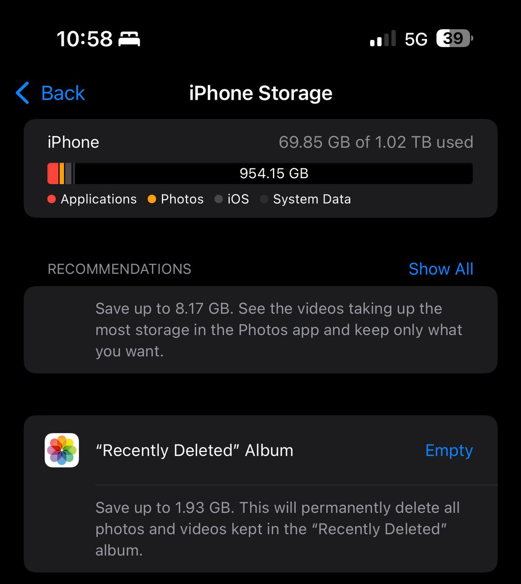 jimuhammad9's tweet photo. Kalau storage ceni perlu ke subscribe icloud. First time user iPhone fr fr #ecey https://t.co/jLeUlWZZbU