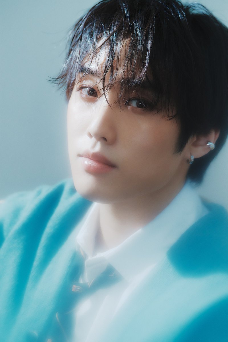 더보이즈 (THE BOYZ)
The 3rd Album 'Unexpected'

Concept Photo : Begin

2025. 03. 17. 6PM (KST)

#THEBOYZ #더보이즈
#JACOB #제이콥
#Unexpected #VVV