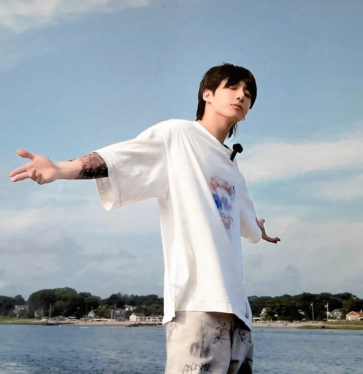 ⌣⏜    ⊹    ֺ   𝐬𝐚𝐥𝐭𝐲 𝐤𝐢𝐬𝐬𝐞𝐬 𝐚𝐧𝐝 𝐰𝐚𝐯𝐞𝐬 𝐨𝐟 𝐝𝐞𝐬𝐢𝐫𝐞.  📸   ࣪   ౿౿