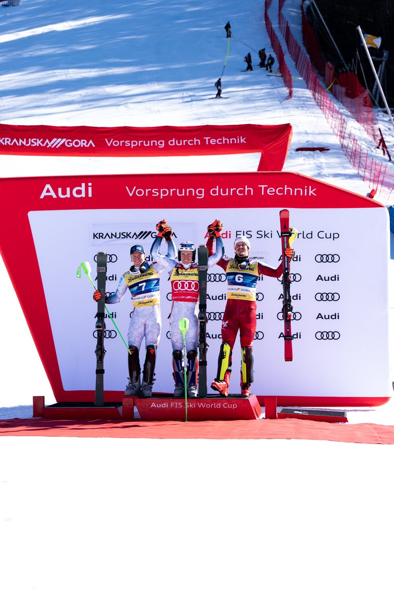 What a weekend! First time ever grabbing the victory in both Slalom and Giant slalom in one weekend, which have been a goal of mine ✅
Awesome to share the double with Timon Haugan aswell! Going to be an exciting end of the season with a few tight cups 🐢💨

📸: VAN DEER-Red Bull