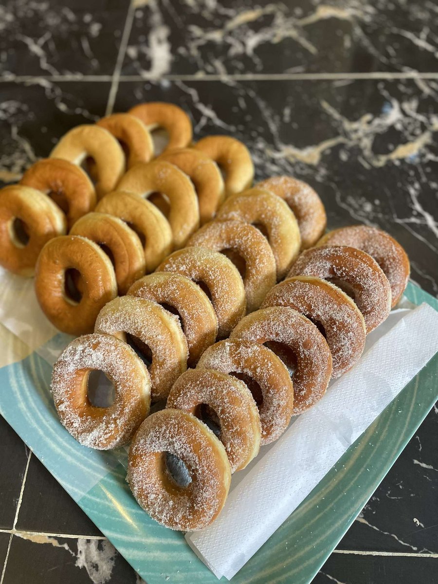 kaysdoughnuts's tweet photo. Dan Allah don’t scroll without retweeting ❤️🥹

Taking orders against tomorrow in sha Allah Dm or call 08136762444

 4000 per dozen

350 each piece 

Note: Plain ring donuts only. https://t.co/JYMRiOzPd1