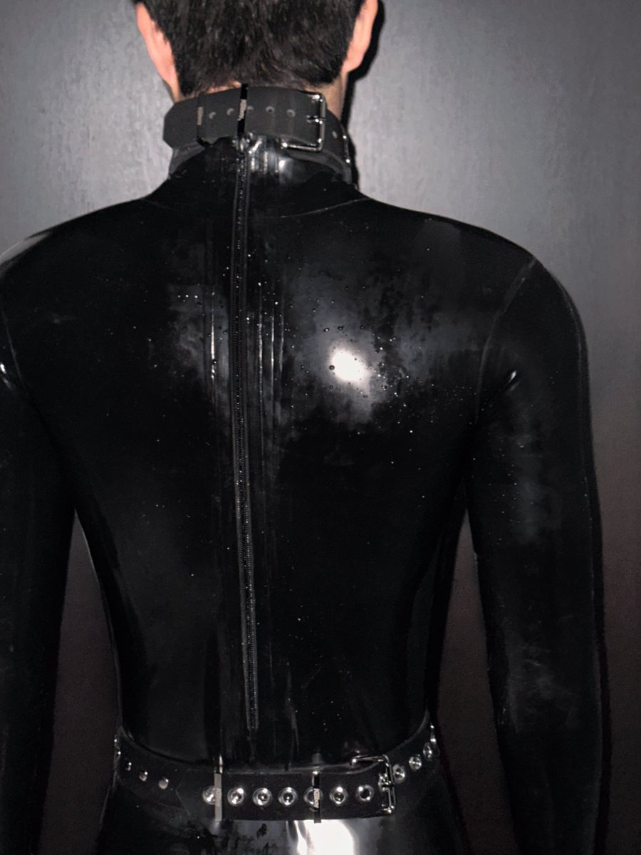 Juno0816summer's tweet image. 乳胶玩具
⛓️：@kbboy_official