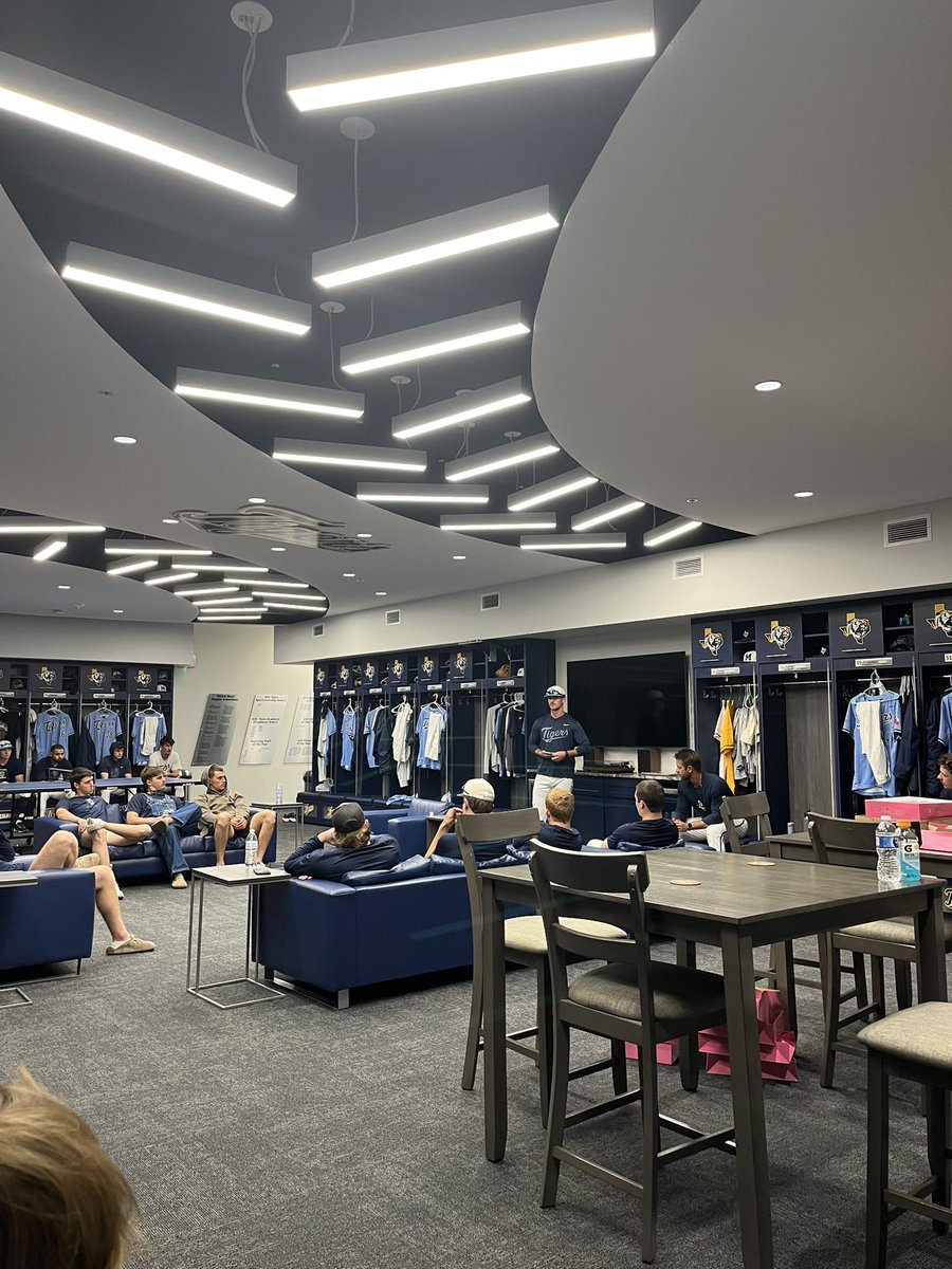 Tanner SwadeMatthews (@tswade7) on Twitter photo One of our very own <a href="/ethanbristerr/">ethan brister</a>, shares his testimony this morning with the team before our games today! <a href="/ETBU_Baseball/">ETBU Baseball</a> One of our very own <a href="/ethanbristerr/">ethan brister</a>, shares his testimony this morning with the team before our games today! <a href="/ETBU_Baseball/">ETBU Baseball</a>