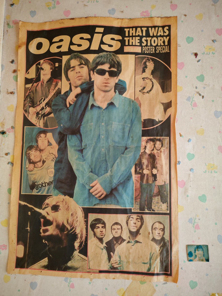 pageythfc123's tweet photo. @liamgallagher @NoelGallagher blast from the past lads!!! https://t.co/5hwrR8mS6K