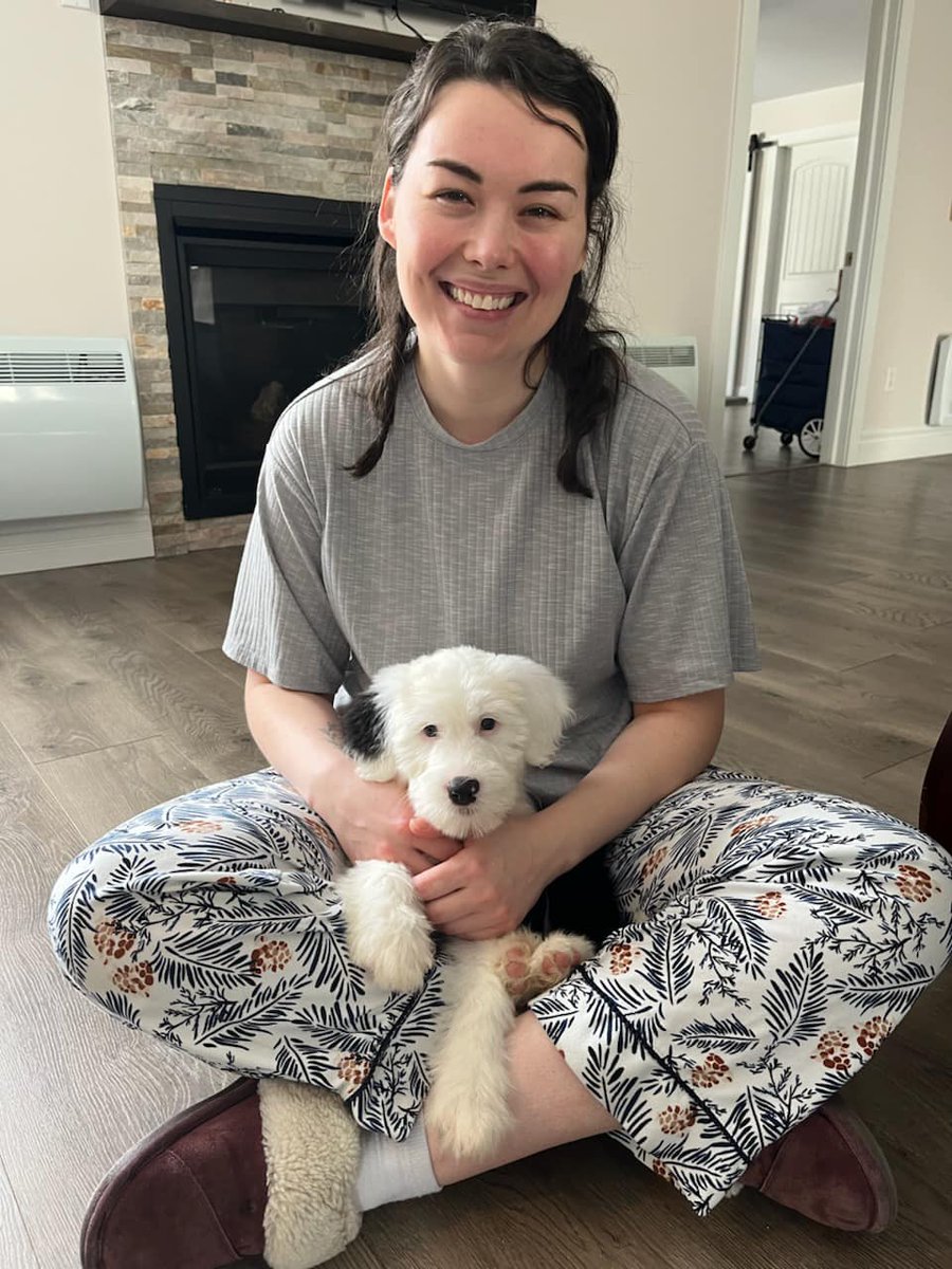 Happy seven years to us! 

We celebrated in the best way possible... by adding a new member to our family! 

Everyone this is Baileys little sister, Juniper :)