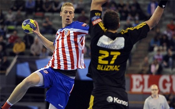 Petición al <a href="/Atleti/">Atlético de Madrid</a>: QUE VUELVA LA SECCIÓN DE BALONMANO <a href="/AtletiBalonmano/">Atleti Balonmano</a> 

#BalonmanoAtleti
#AtletiBalonmanoVueltaYA 
#Atleti