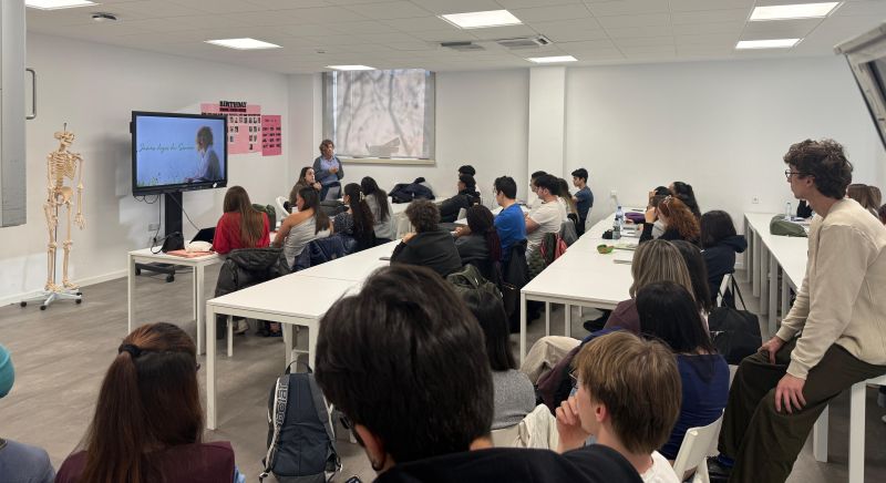 Conectando con el futuro profesional

El 26/02, ACTEDI visitó <a href="/ILERNAfp/">ILERNA FORMACIÓ</a> Barcelona para acercar el mundo profesional a los estudiantes. 💡 <a href="/Sonographer4/">David Llopis Gonzalez</a>, <a href="/merchegarcia_/">Merche Garcia</a> y <a href="/danyfcarame/">Daniel Fontes Caramé</a> compartieron su experiencia y resolvieron dudas.

¿Quieres que visitemos tu centro? Escríbenos.