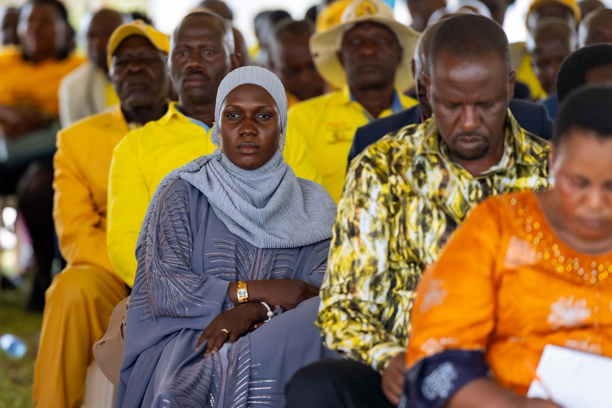 Yesterday, I visited Ms. Molly Owikiriza in Rwentobo with Mzee and later joined him in Kyamate as he urged leaders to prioritize wealth creation for true transformation.