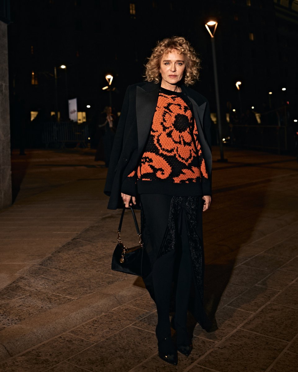 Special guests and friends of the house arriving at the #EtroMagma Fall Winter 2025-26  fashion show.

#Etro #EtroFW25 #EtroMagma