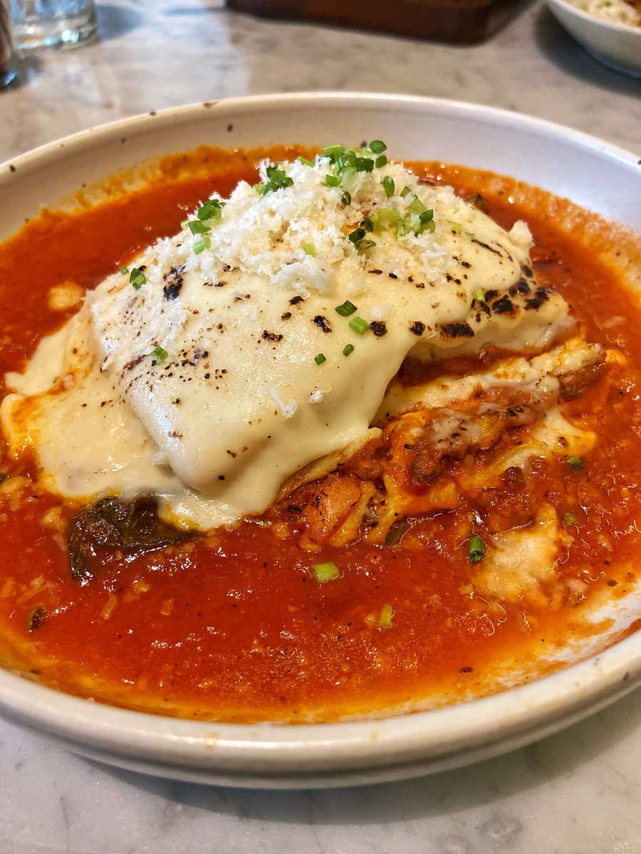 chi00s's tweet photo. Been craving for P A S T A (s) 🤤🤤
.
#yummy #happytummy #craving #crave #pasta #italian #lasagna #macandcheese #macaroni #truffle #foodporn #foodies #food #foodgram #newpost #latepost #pastalovers #fettucini #jakarta #kitchenette #lunch #lunchtime #caramelmilkshake #caramel https://t.co/evF439hQyl