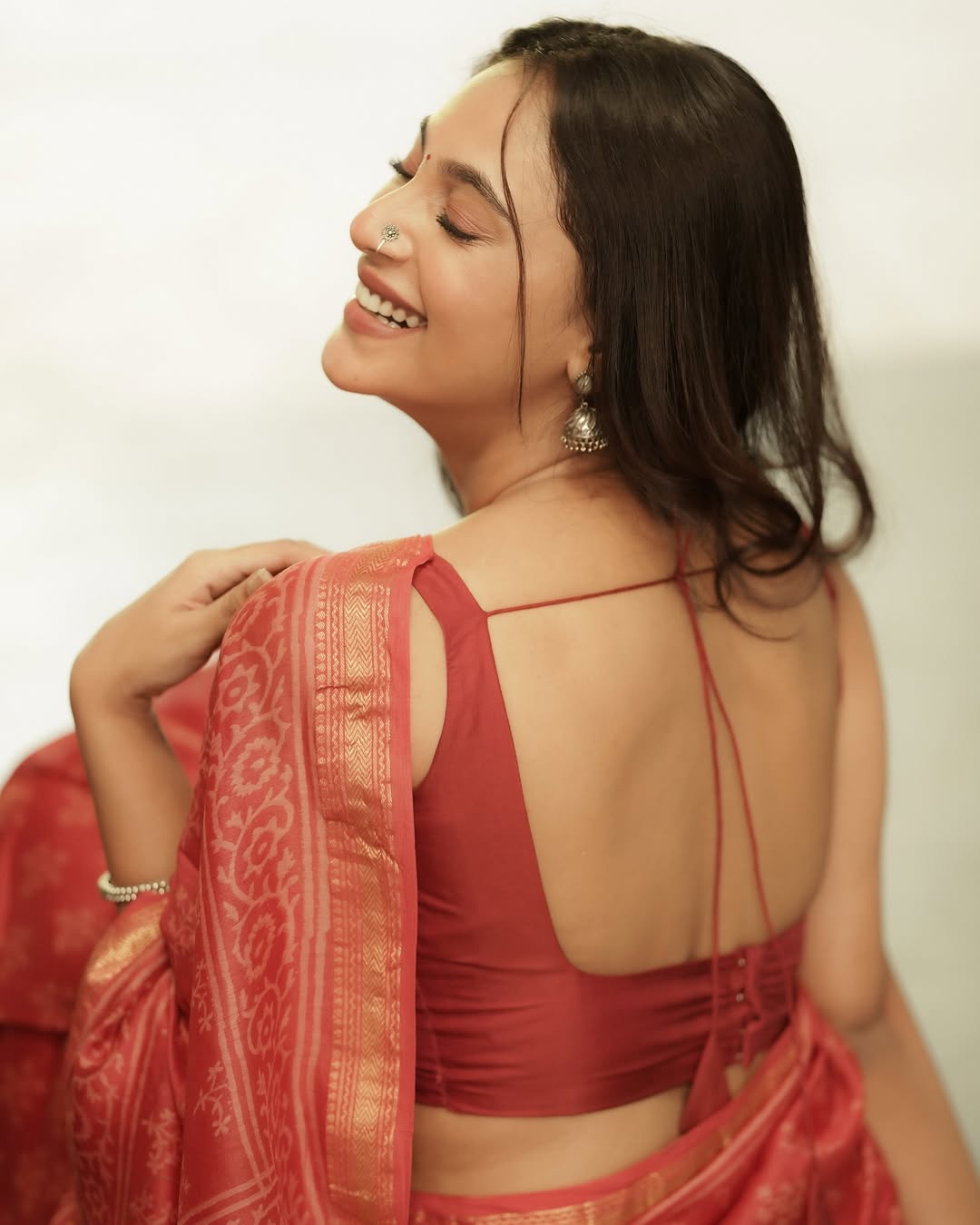 GlCMKQUWQAECmye?format=jpg&name=large