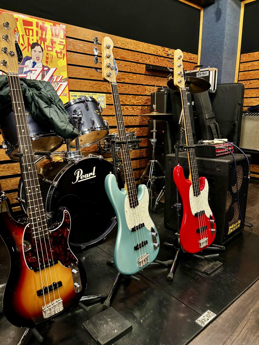 ベースギターは新品です 16 Bass Guitars (@16BassGuitars) / X