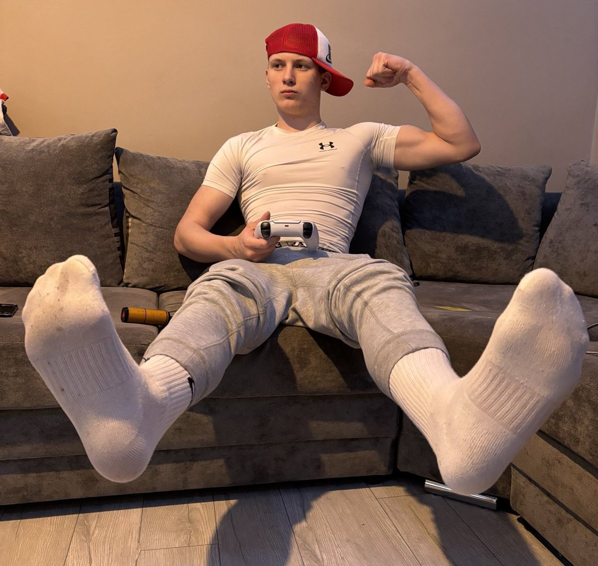 Str8AlphaKing's tweet photo. Your New Addiction Is Here Boys https://t.co/ld4xgXxu2Q