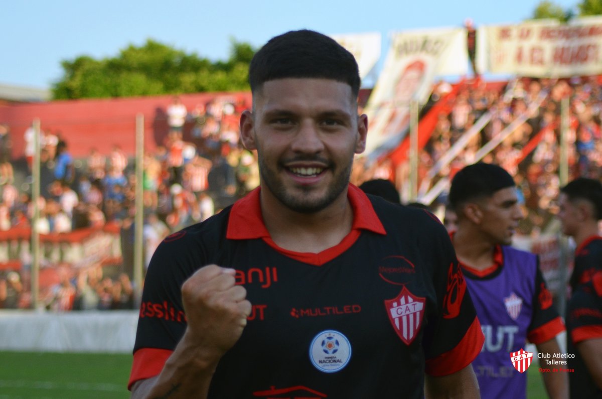 ClubTalleresOk's tweet photo. ¡BUEEN DÍAA! 😎

Camilo💪
Franco💪

¡Vamos rojo! 🇦🇹

#SoyTalleres https://t.co/BMQqwdKRZi