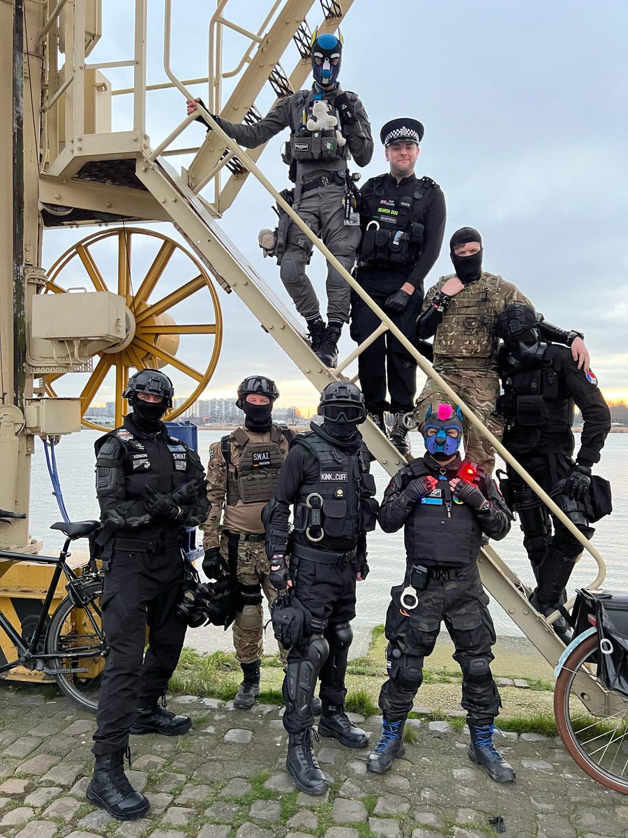 Darklands was amazing again!!! Thank you to everyone who made these fantastic days even better. I met so many people I knew from before and new amazing gearheads too! Thank you @darklandsfest for organising this great event for the community! 🤗😎