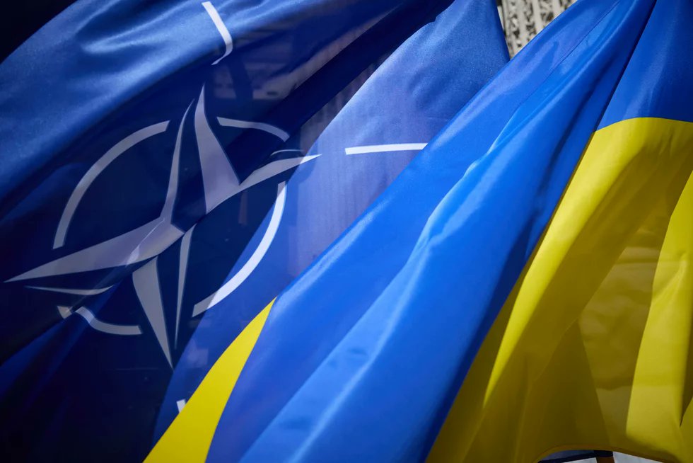 Jim Chimirie 🇬🇧🇮🇱 (@jchimirie66677) on Twitter photo <a href="/EdKrassen/">Ed Krassenstein</a> If this ceasefire proposal is anything like previous European-led peace efforts, the key question is: does it secure Ukraine's long-term security, or is it just a face-saving way to freeze the conflict in Putin's favour?
A real peace deal must include ironclad security <a href="/EdKrassen/">Ed Krassenstein</a> If this ceasefire proposal is anything like previous European-led peace efforts, the key question is: does it secure Ukraine's long-term security, or is it just a face-saving way to freeze the conflict in Putin's favour?
A real peace deal must include ironclad security