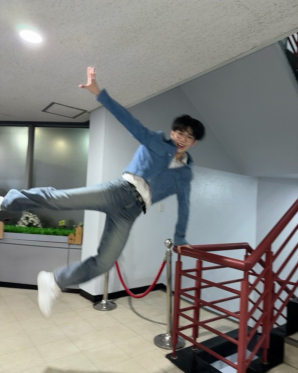 traelxve's tweet photo. 와진짜 지금까지 본 태래 사진 중에 제일 웃김 아 https://t.co/bNyQrXPBEt