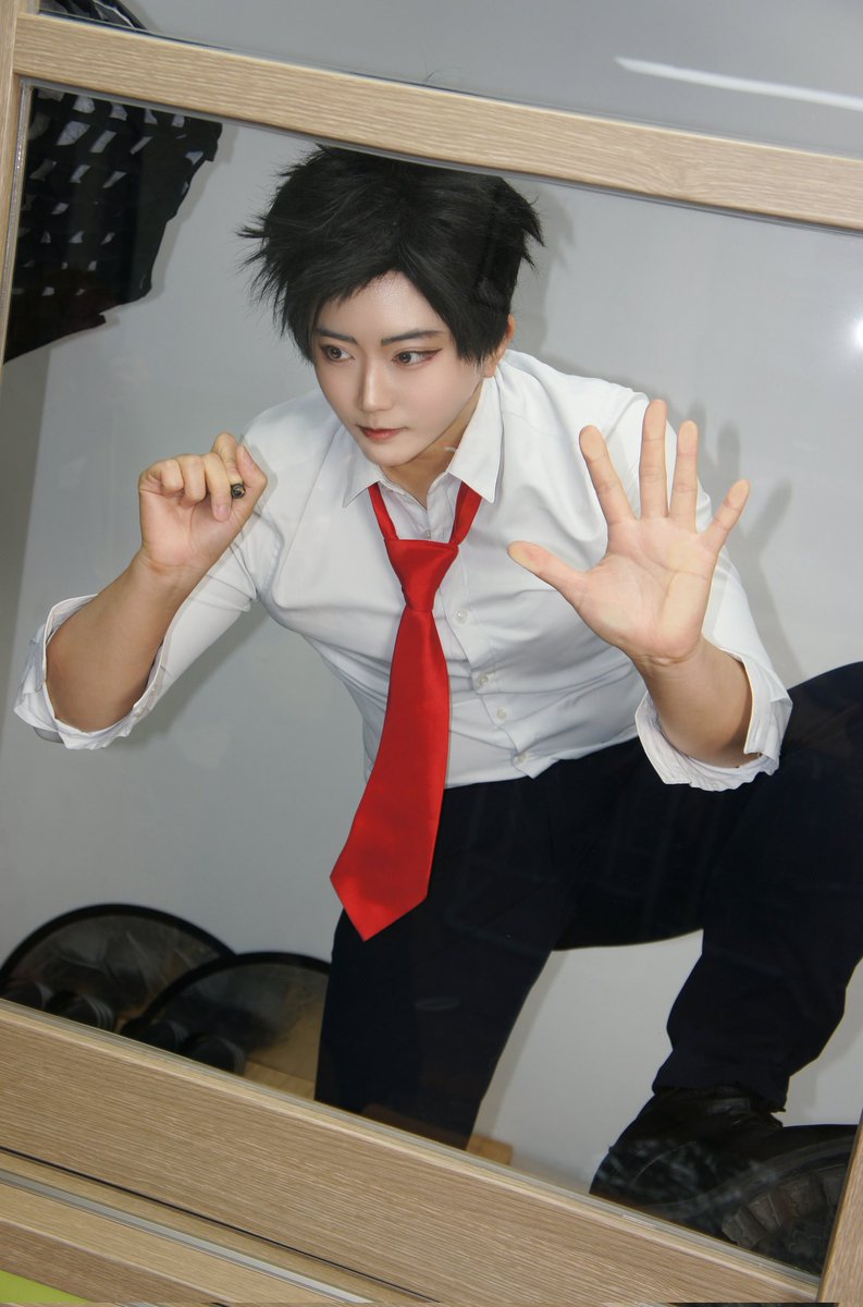 뭘 찍었던걸까 🫠 
팀원들이 찍어주셨던 선행(?)
1.<a href="/cheong_901221/">청가미</a> ❤️❤️
2.<a href="/moho_cos_/">모호</a> ❤️❤️
다른사진은 나중에 사진사님 사진주심 그거 보정본으로~~🔥