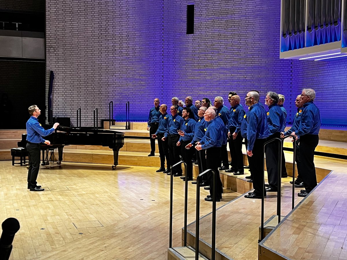 🎵 TONIGHT, TONIGHT 🎵 Rousing stuff from our brilliant boys in blue, the Cambrian Chords. #MACC2025