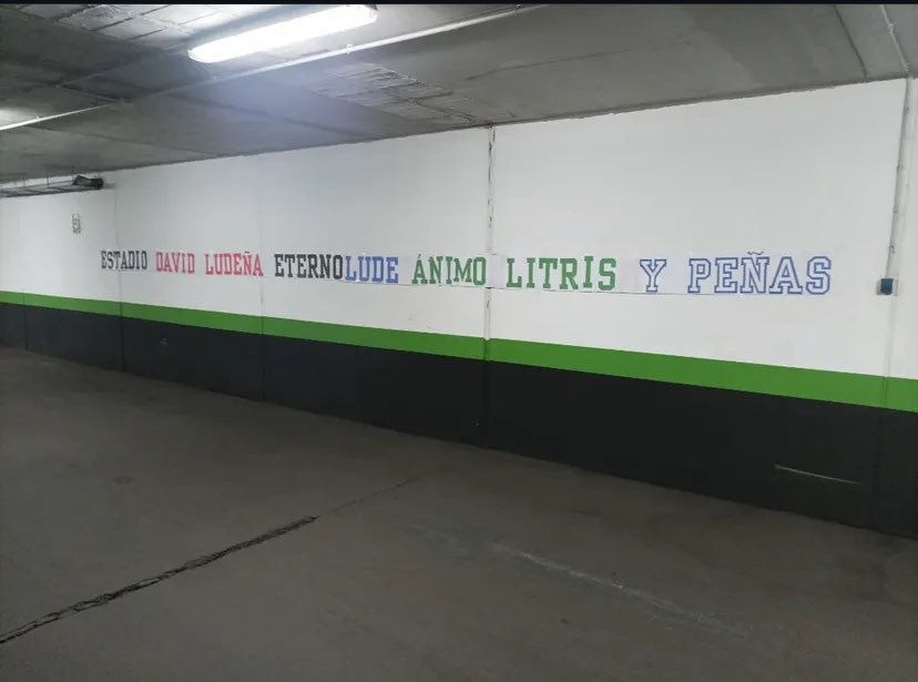 Gracias amigos de la Peña masde1000 del <a href="/rvillaverdecf/">Racing Villaverde CF</a> … siempre recordando a nuestro gran david Ludeña! Siempre con nosotros! El es un mito del fútbol mosdesto! Abrazo de gol amigos!!
<a href="/orgulloazulon/">ORGULLO AZULÓN peña del C.D.Vicalvaro 💙🤍</a> <a href="/PPascualos1/">Peña BLUE MONKEYS</a>