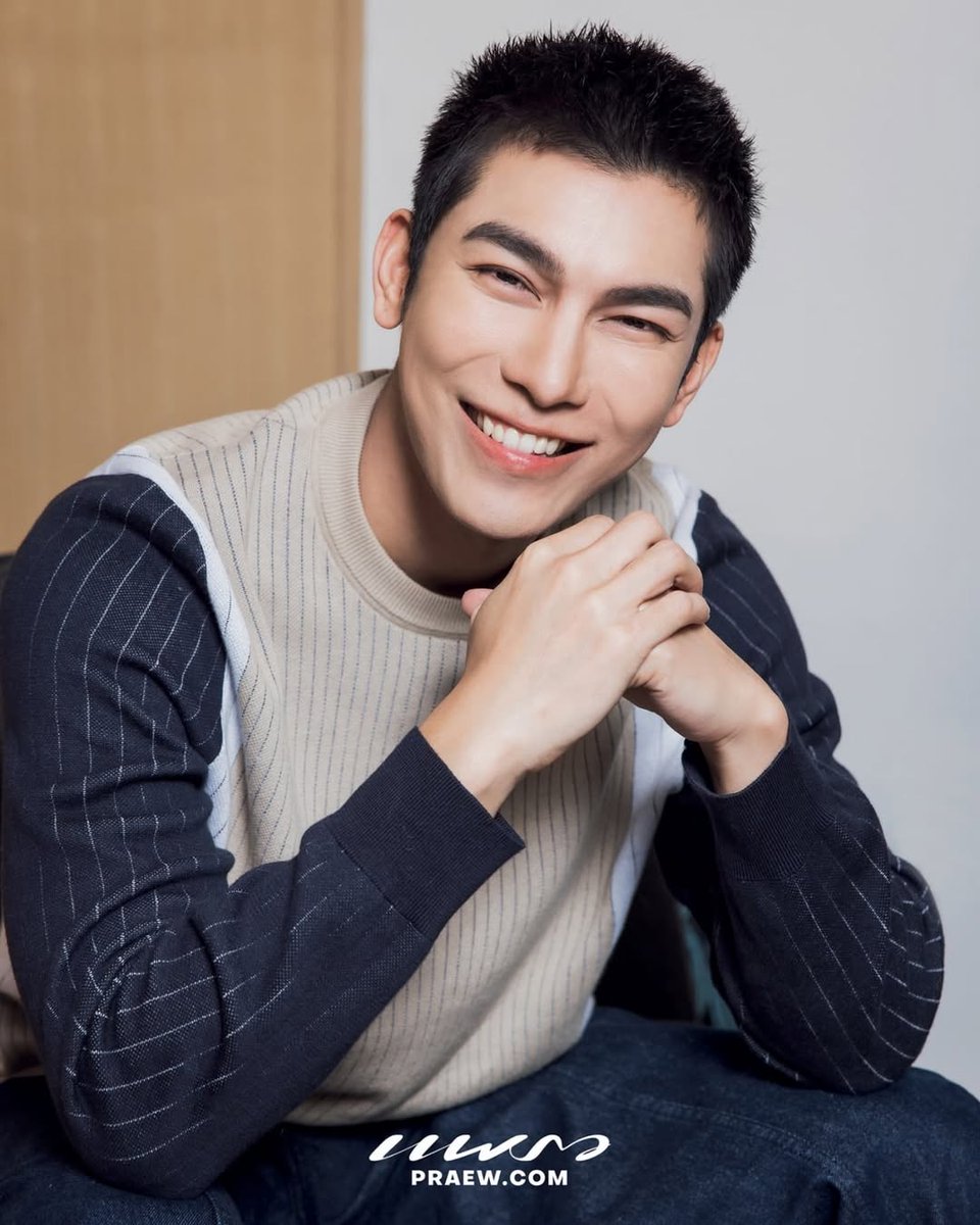 mew_subsid's tweet photo. 2025.03.02.
IG : praewmag
🔗 https://t.co/jSqJBsPRV1
“การได้อยู่กับเขาทำให้เราหัวเราะง่ายขึ้น กลายเป็นว่าโมเมนต์ที่ชอบมากๆ ในแต่ละวันคือ ก่อนนอนเรานั่งดูคลิปแล้วหัวเราะไปด้วยกัน มันคือเรื่องเรียบง่าย..แต่มีความสุข” มิว
#PraewXMewTul
#MewSuppasit #Tul_Pakorn
@MSuppasit @octotul https://t.co/c6j9IOmgGi