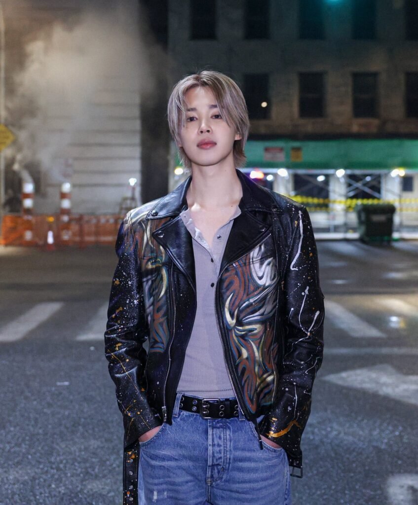 "Who" by JIMIN re-enters the top 10 on the Global Spotify Chart at #10 (+3) with 4,060,871 streams.