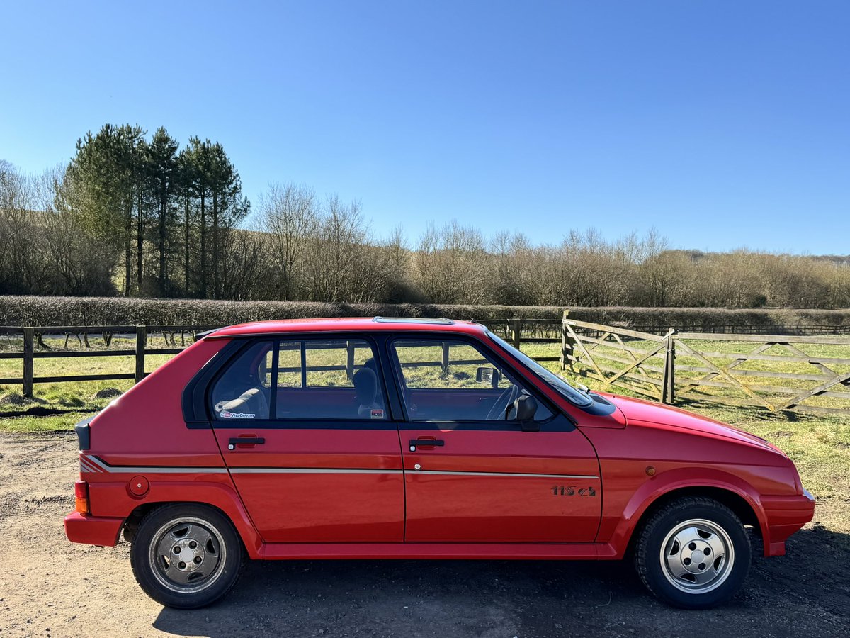 nickinnocent's tweet image. #citroen #visagti
