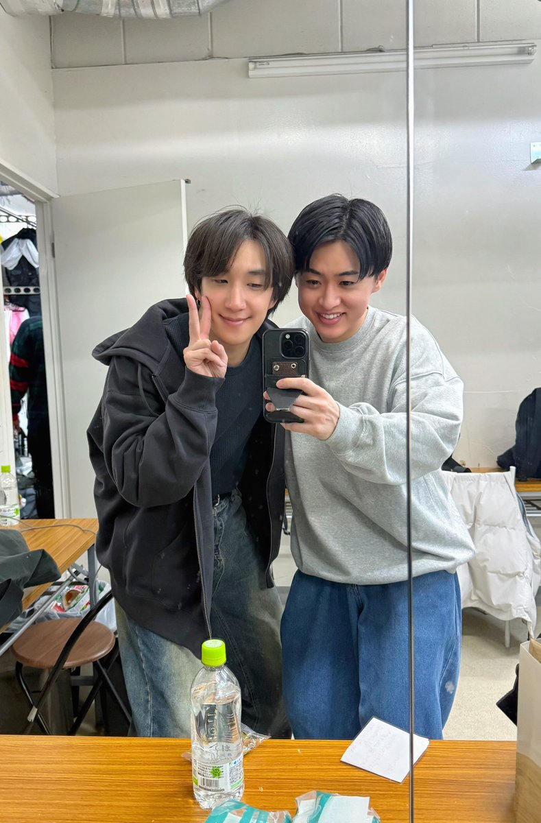 keisuke_SDN's tweet photo. 準レギュラークールありがとうございました！2月は沢山代演もいって沢山踊れて楽しかったです✌️
明日からラストクール！スクランブル公演残り2ヶ月宜しくお願いします！ https://t.co/J3IBOBEV9n