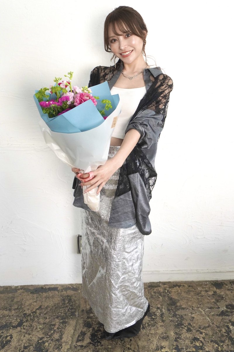 o0m1taiyi1u3k's tweet photo. SceneBook お渡し会＆7周年イベント

７周年という事で🌸

2025.03.02

#伊藤舞雪
#SceneBook https://t.co/xXMzJzEdUm
