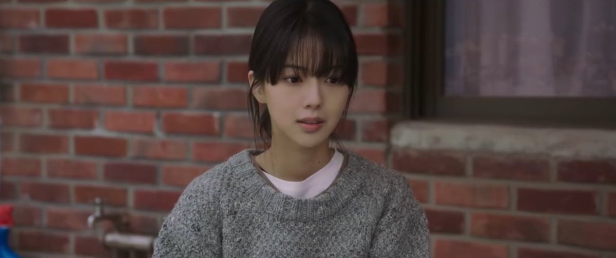 kenthusiastic10's tweet image. Looks like #TheWitch is saving the best for the last four episodes. I had high hopes since it’s based on #KangFull’s work, but it’s been too repetitive. At least they finally came face to face. #TheWitchEp6 #ParkJinyoung #RohJeongEui