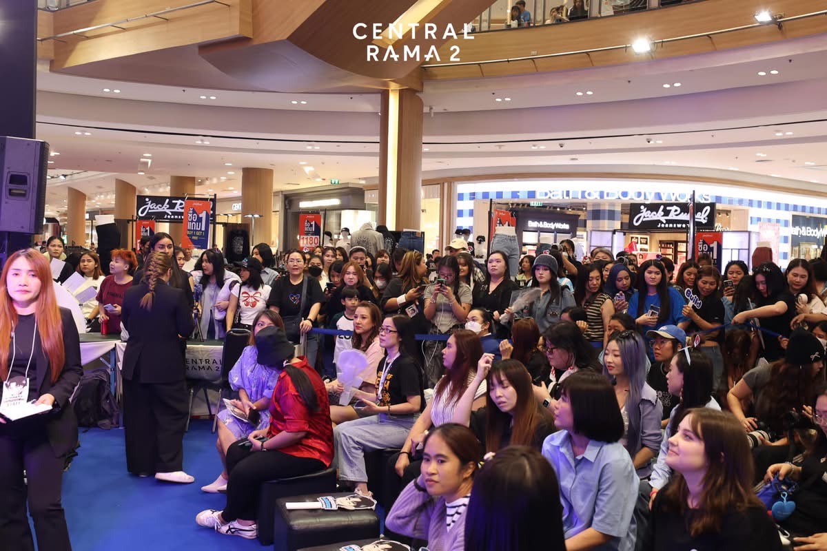 Trend4Biu's tweet image. จัดต่อรัวๆกันเลย

Cr. เฟซบุ๊กเซ็นทรัล

BUILD WEARS JACK RUSSEL

#JackRusselxBuild