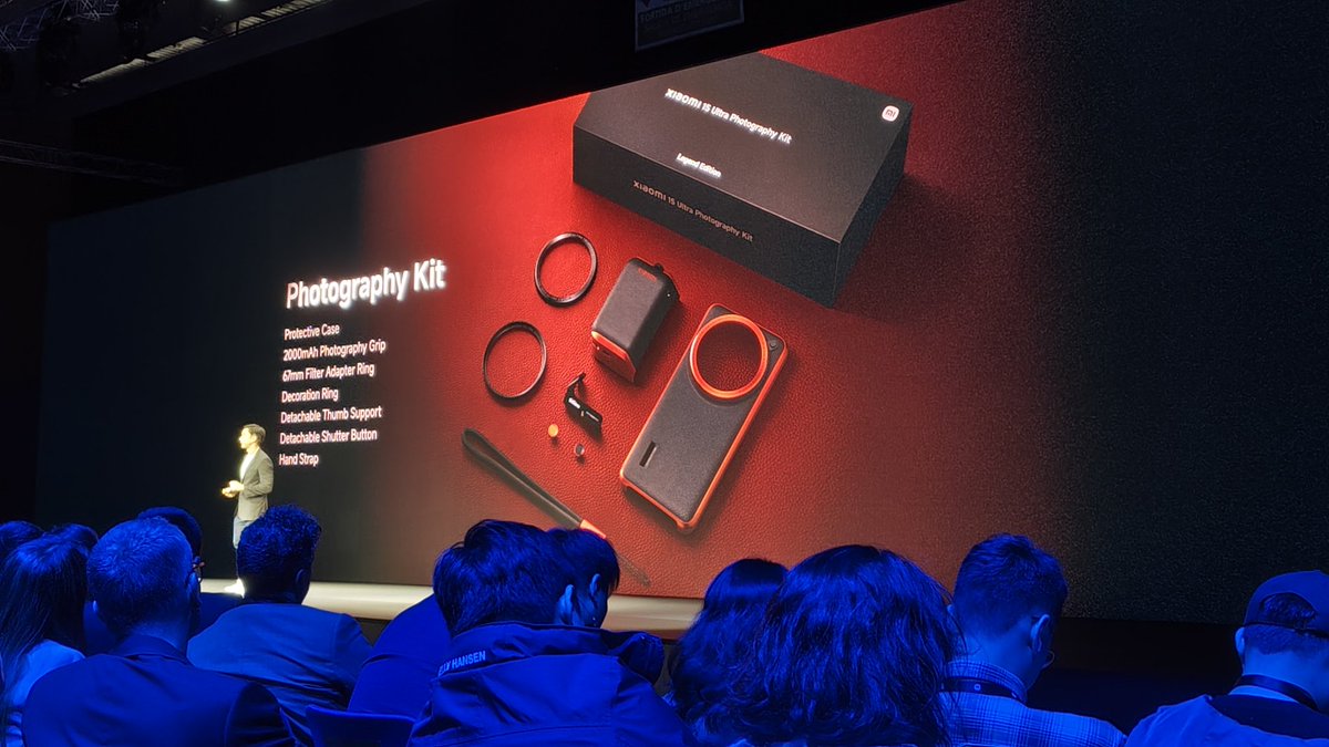 MrGadgetTech's tweet image. Il nuovo #xiaomi15ultra avrà un kit opzionale celebrativo @leica_camera davvero stupendo 
#XiaomiLaunch #MWC25 @Xiaomi