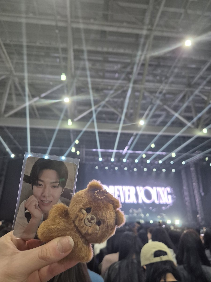 잘 즐겼다ㅠㅠ.. 다시 보는 날까지 나에게도 모두에게도 best part가 가득하길💖