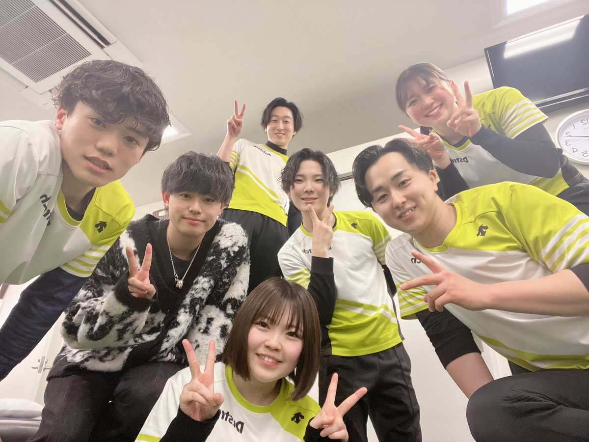 isym05's tweet photo. ✨D1🏆ツイート最終日✨
先日でD1期間が終わりました🙇‍♂️

D1隊長を務めた年。
自分1人では何もできなかった
でも
常に”チーム”でいれたからやり切れた

来年。さらに良いチームであるために
明日から再スタート💪

#d1wgp04 
#ドクターストレッチ 
#渋谷宮益坂店 
#今日で毎日投稿終了です https://t.co/Osog65MzSn